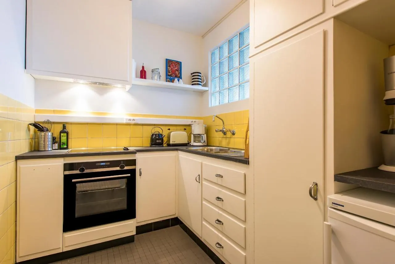 Seaview Apartment For 2 In Oostende België